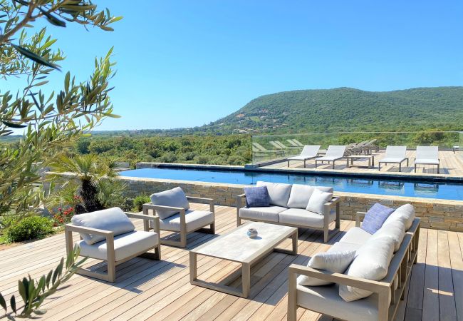 Villa in Sainte-Lucie de Porto-Vecchio - Villa Ellea