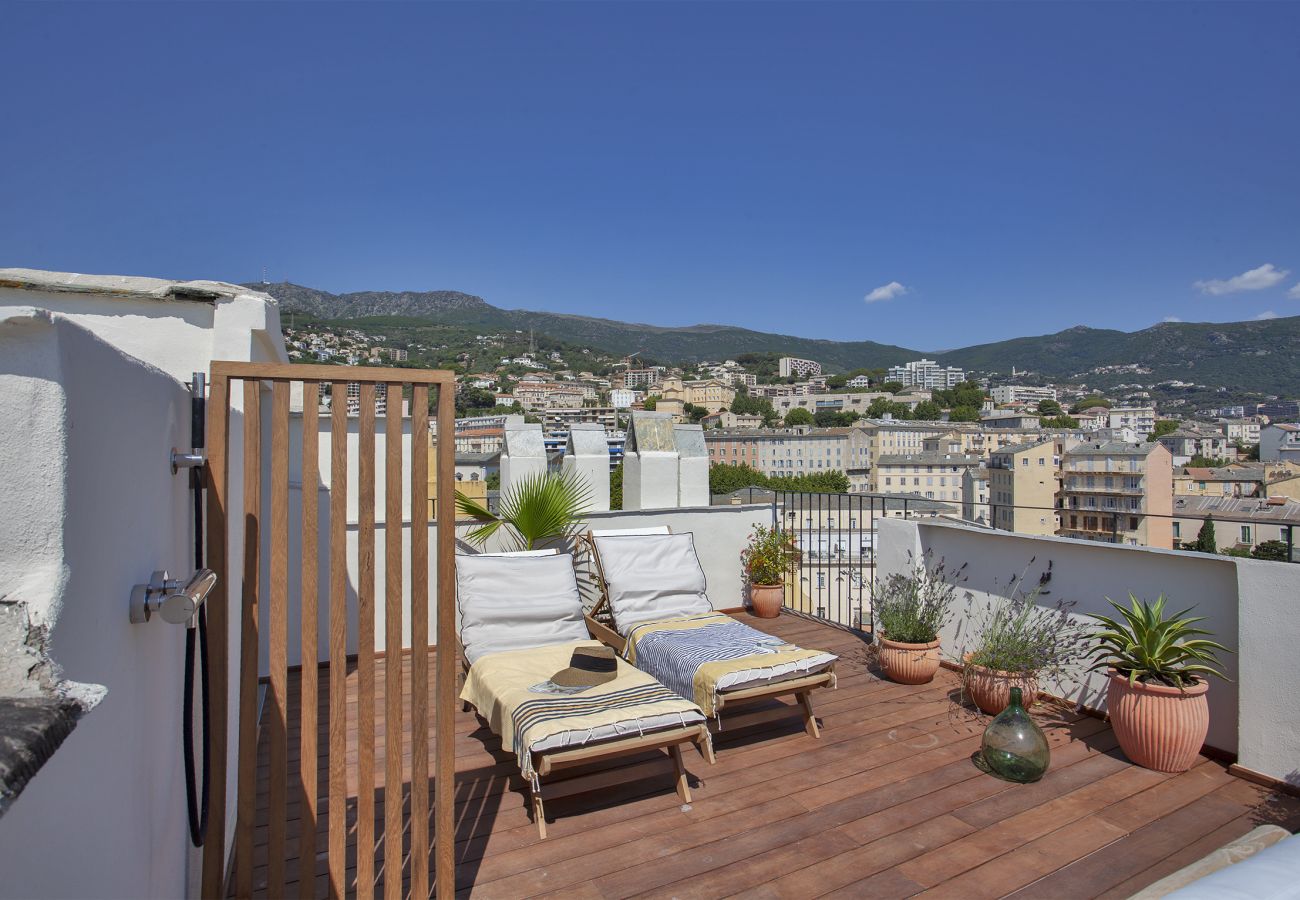 Ferienwohnung in Bastia - Appartement de standing avec rooftop de 35m2