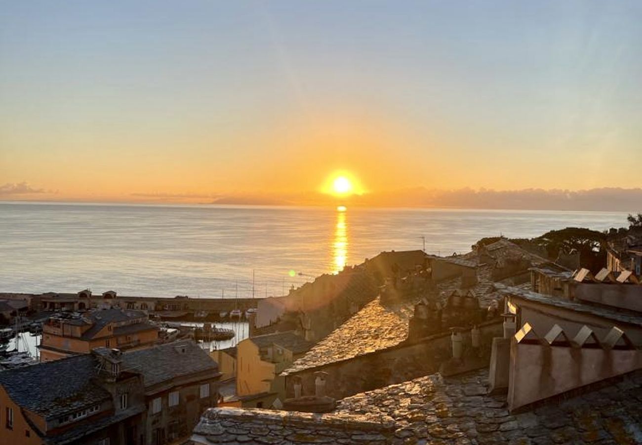 Ferienwohnung in Bastia - Appartement de standing avec rooftop de 35m2