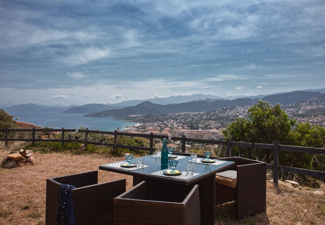 Ferienwohnung in L'Île-Rousse - Casa Bianca