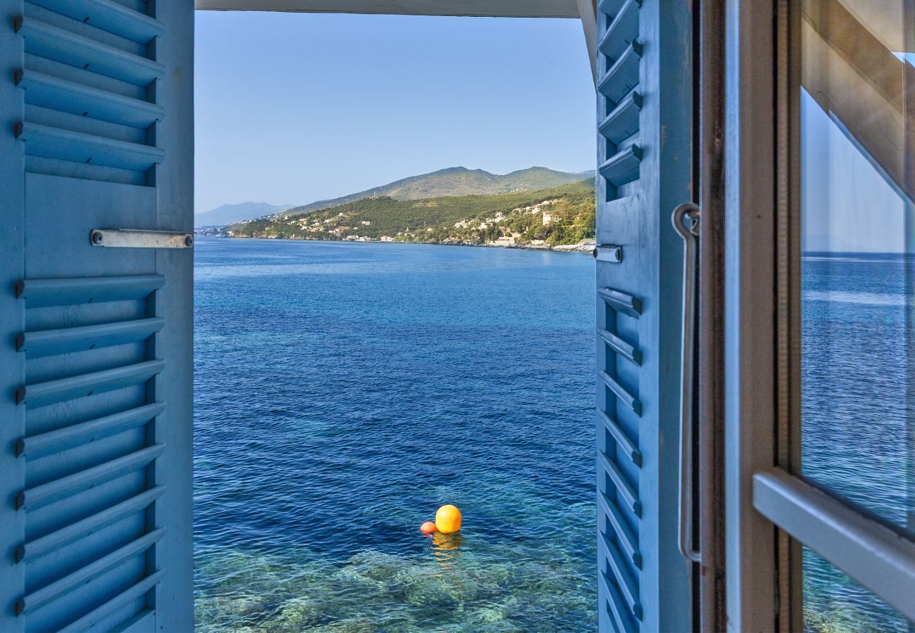 Ferienhaus in Erbalunga - Maison de pêcheur dans le Cap Corse