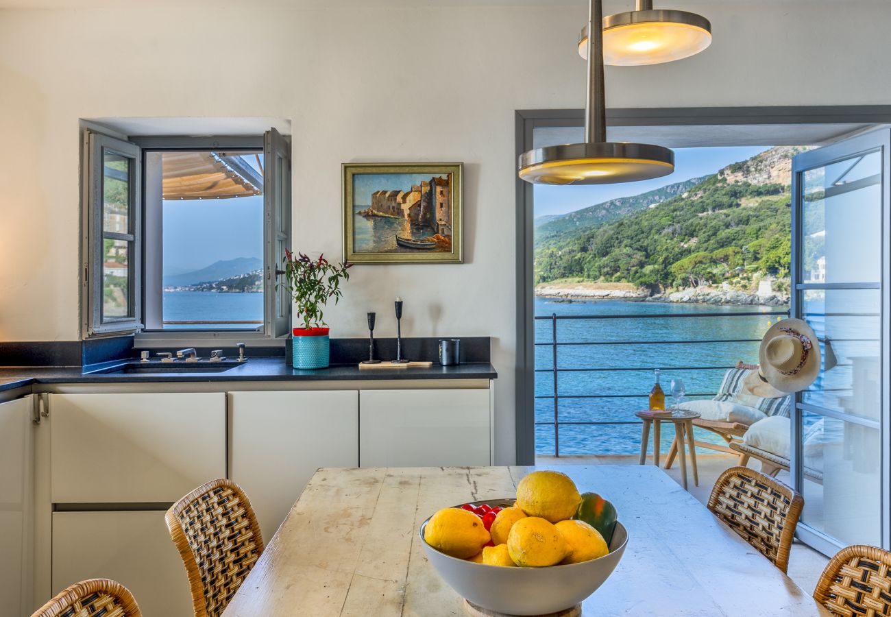 Ferienhaus in Erbalunga - Maison de pêcheur dans le Cap Corse