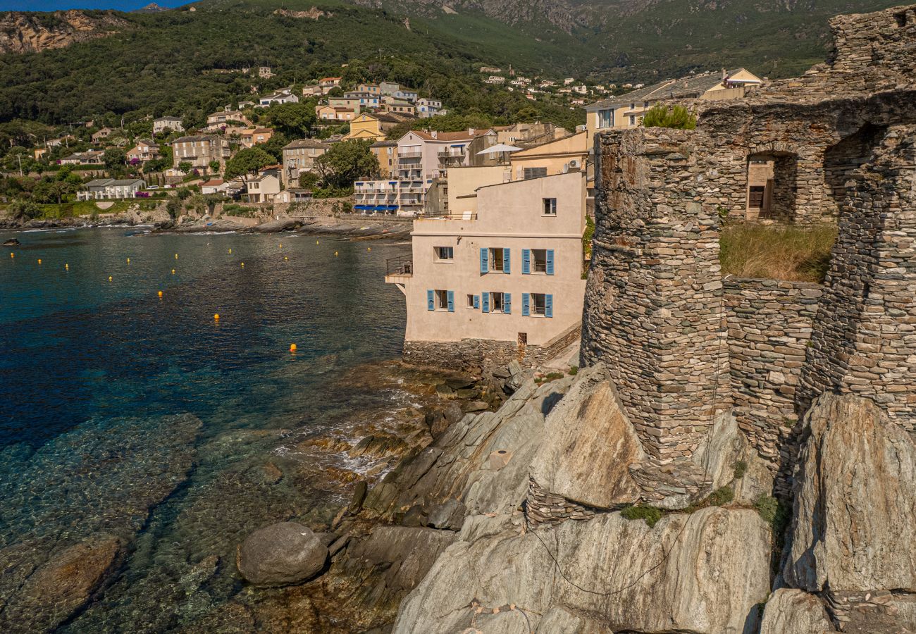 Ferienhaus in Erbalunga - Maison de pêcheur dans le Cap Corse