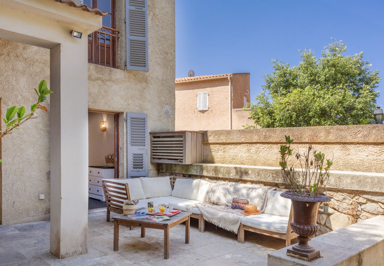 Ferienhaus in Corbara - Maison Saligastri