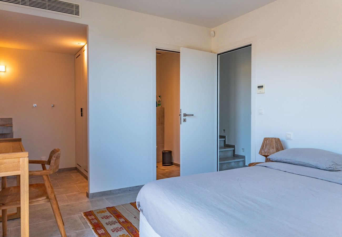 Villa in Lecci - Villa Cala Rossa