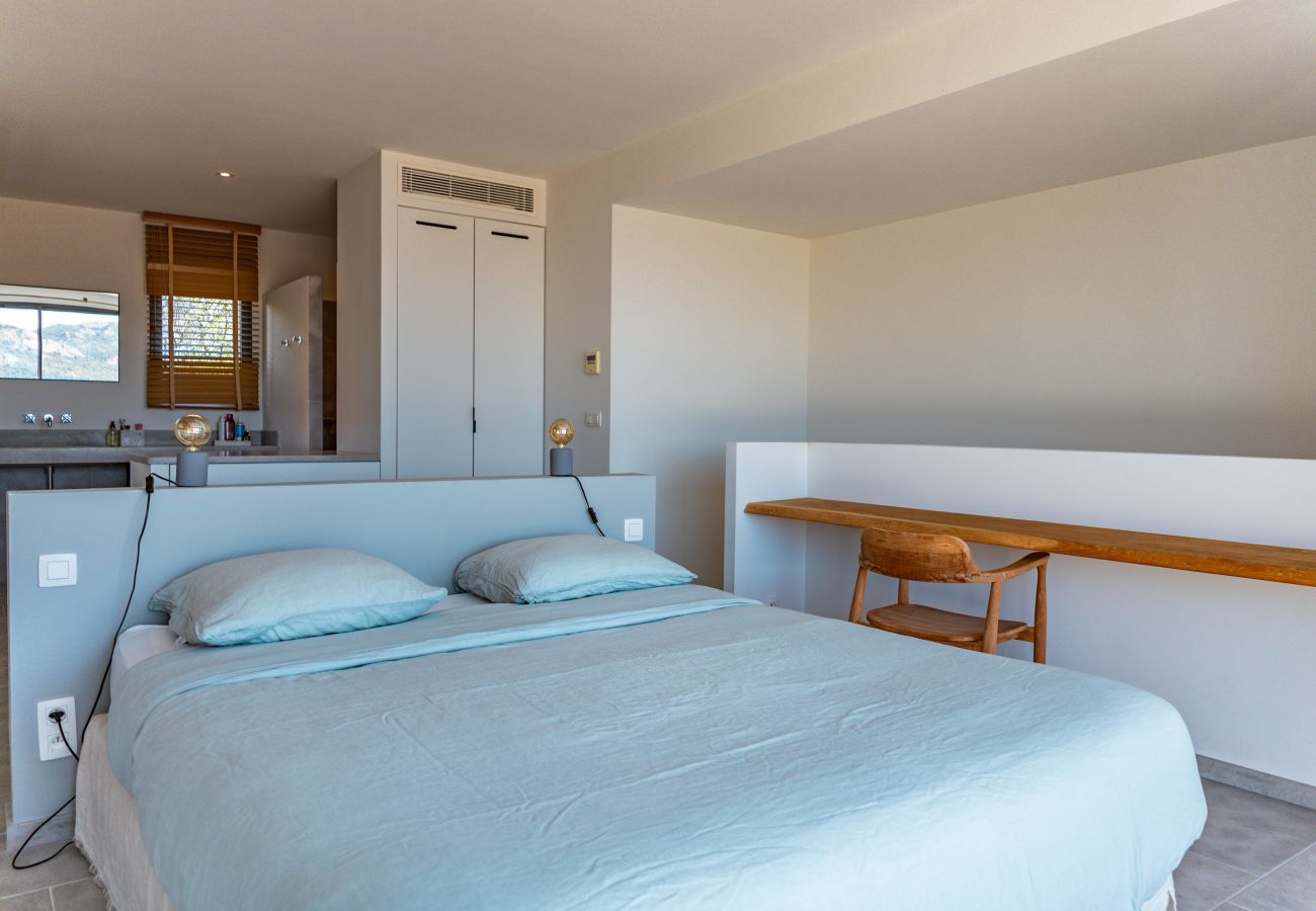 Villa in Lecci - Villa Cala Rossa