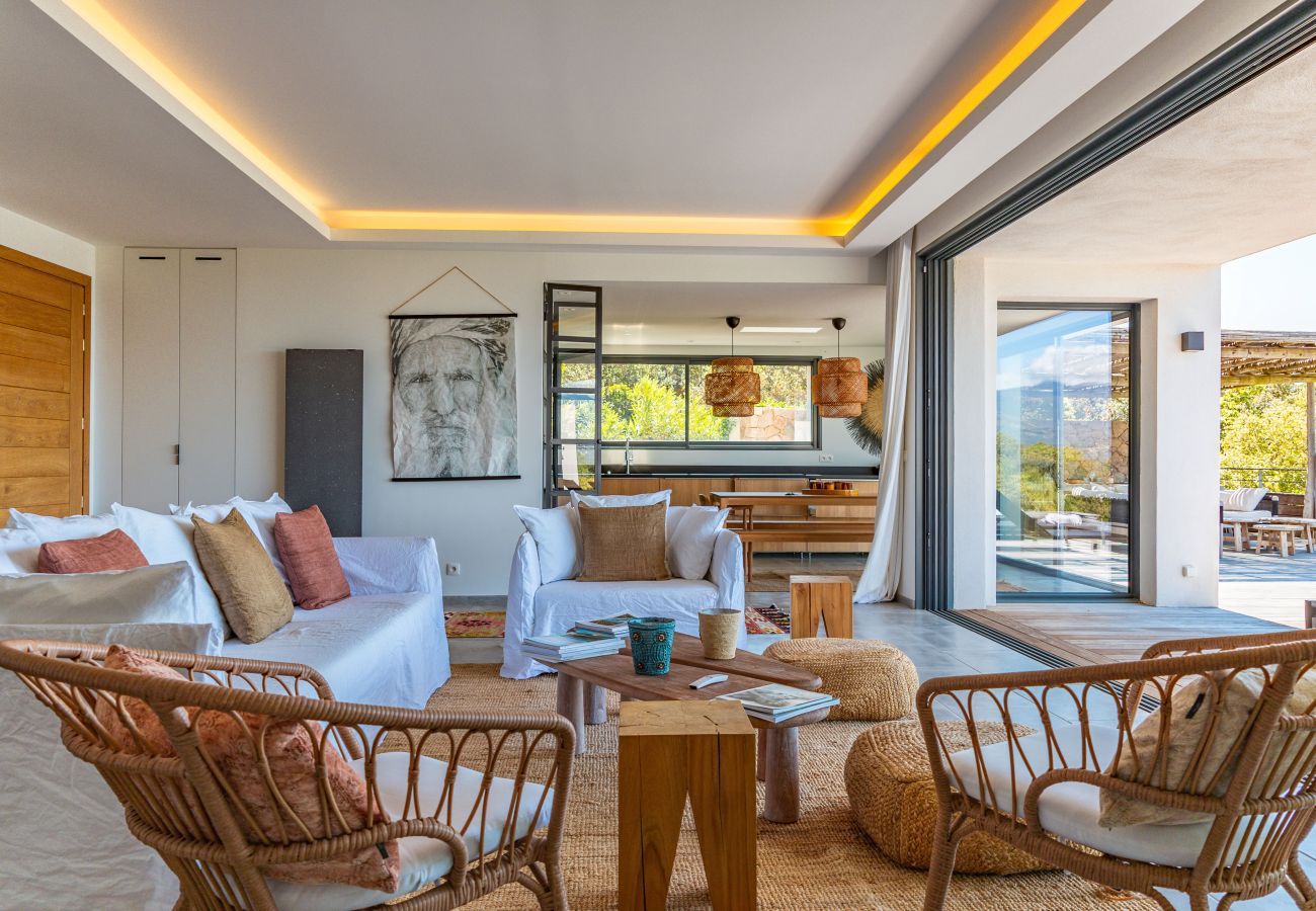 Villa in Lecci - Villa Cala Rossa