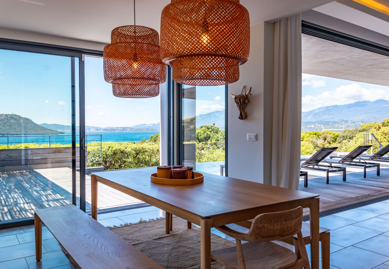 Villa in Lecci - Villa Cala Rossa