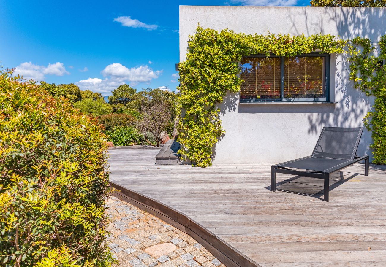 Villa in Lecci - Villa Cala Rossa