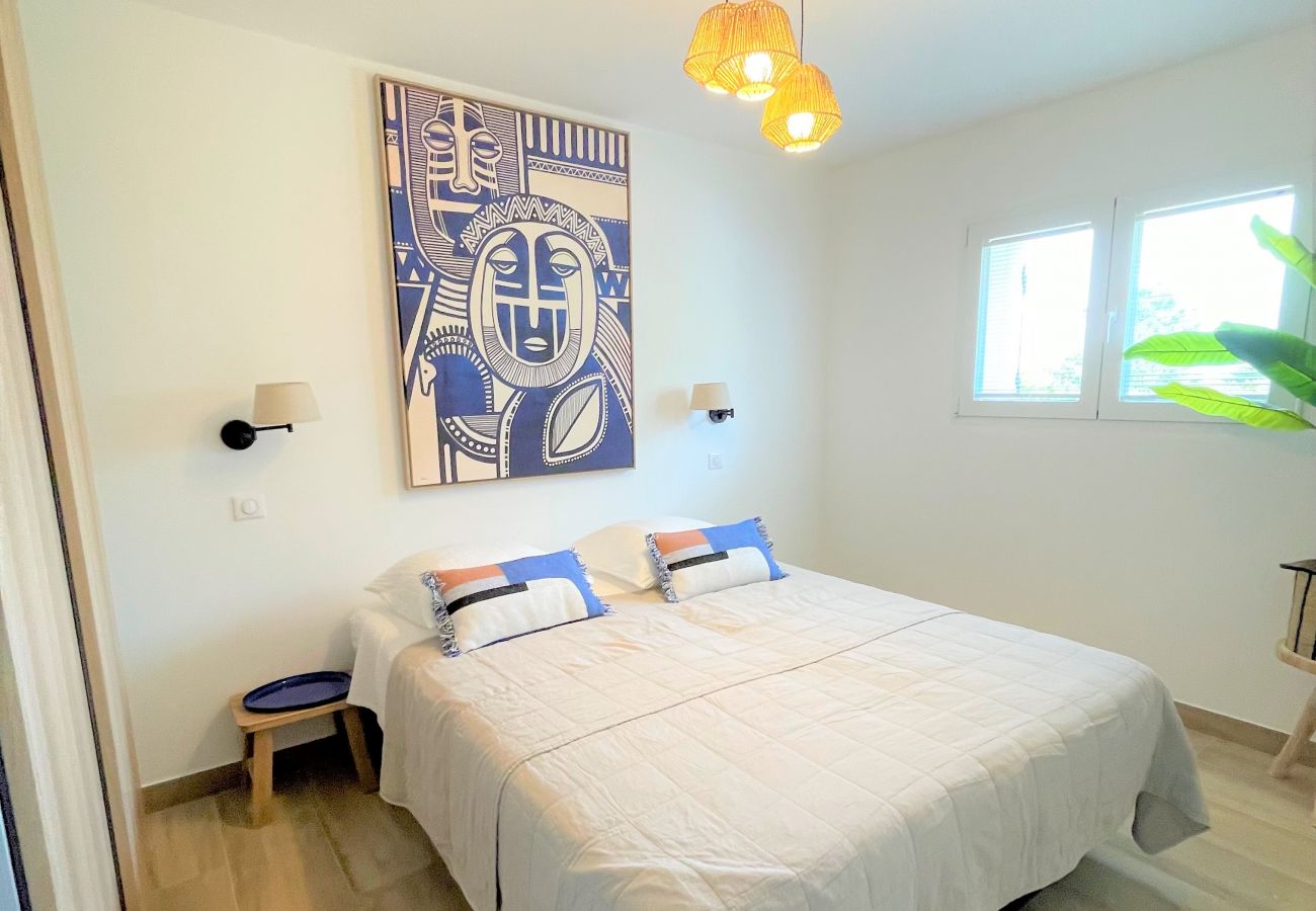 Villa in Pinarello - Maison Bord'Eau