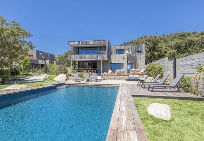 Villa in Sainte-Lucie de Porto-Vecchio - Villa Helia