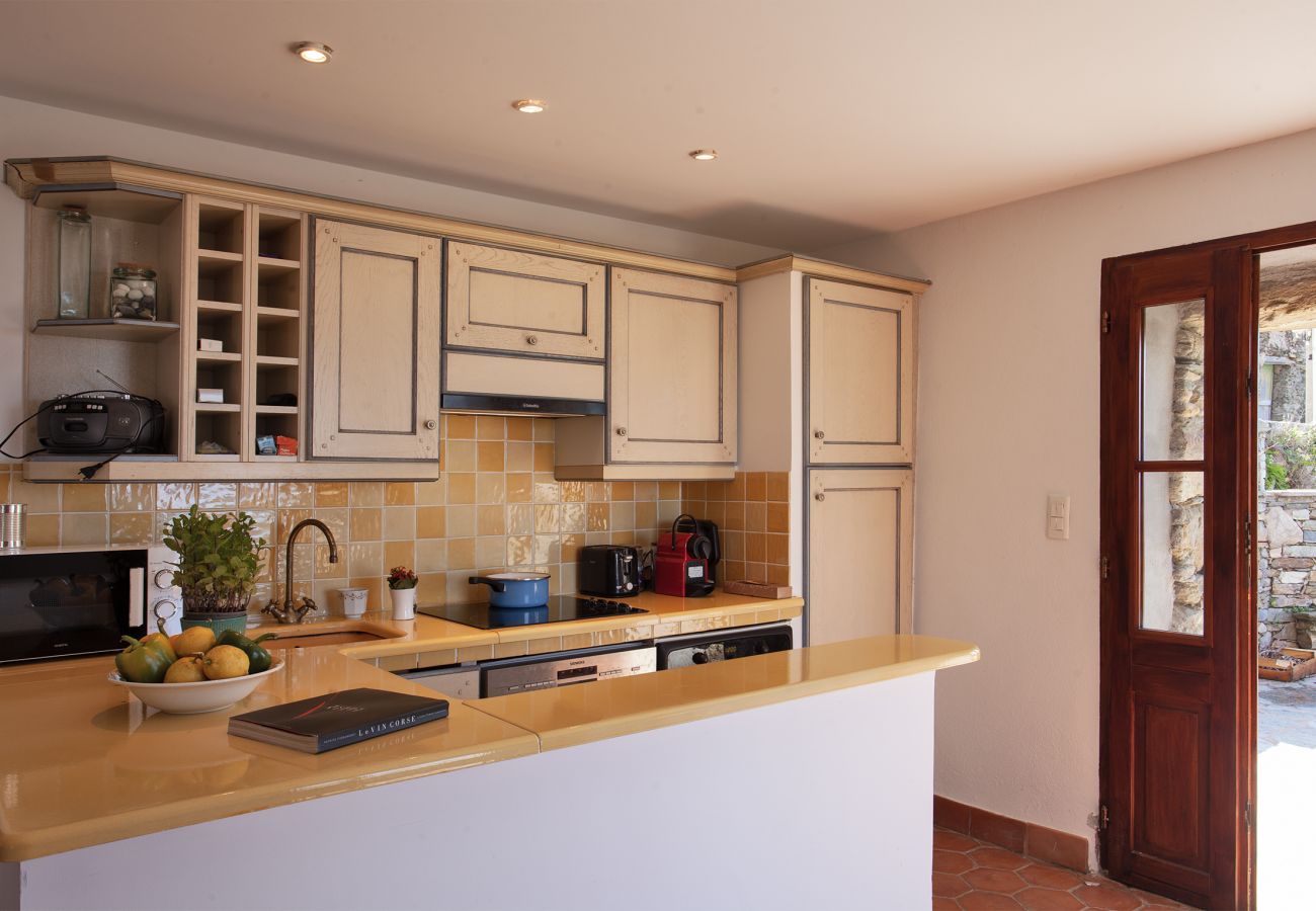 Apartment in Barbaggio - Casa Poggio