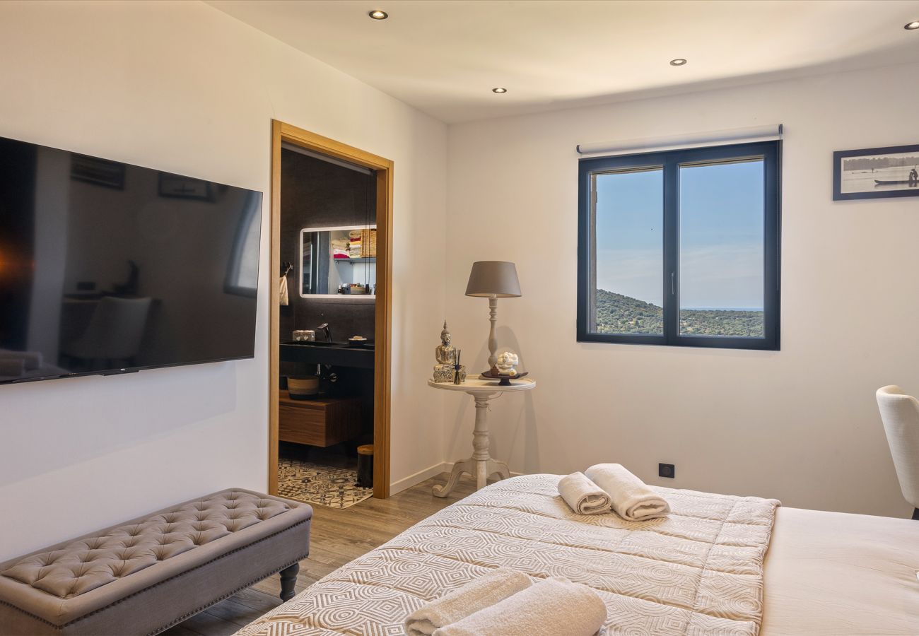 Villa in Belgodère - Villa Les 2 F, plage de Losari - Belgodère