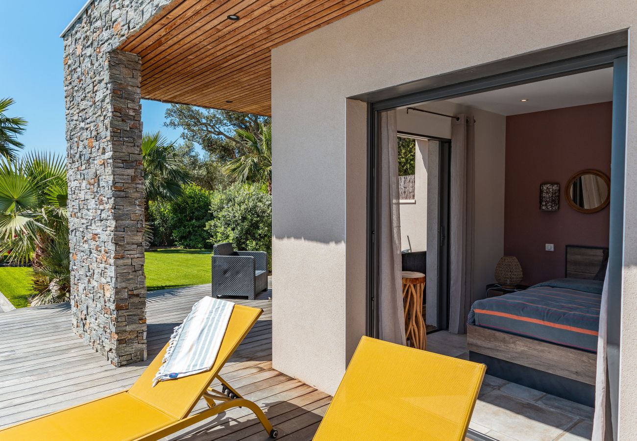 Villa in Lecci - Villa  Galice Macchia