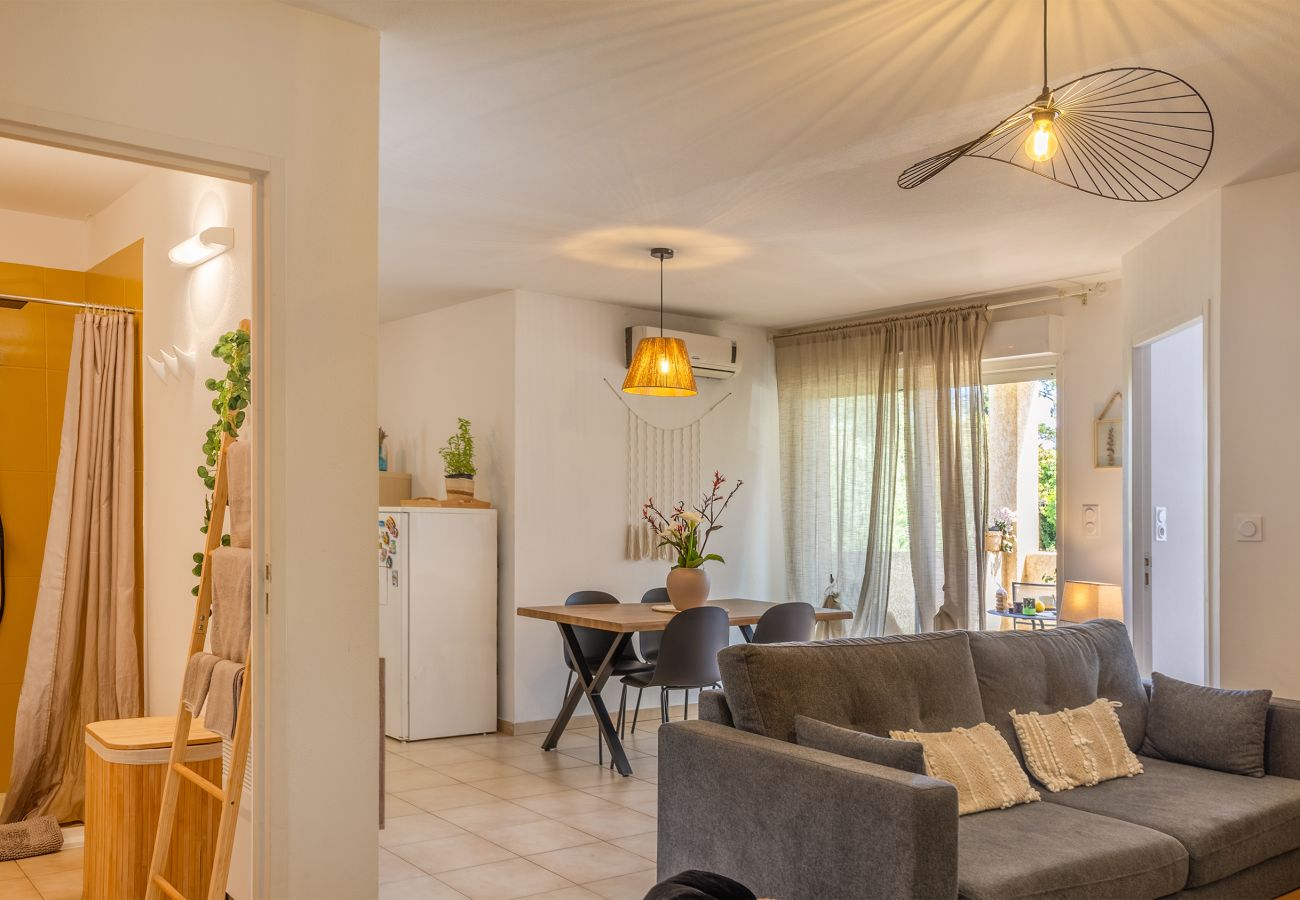 Apartment in Santa-Maria-Poggio - Casa Melody