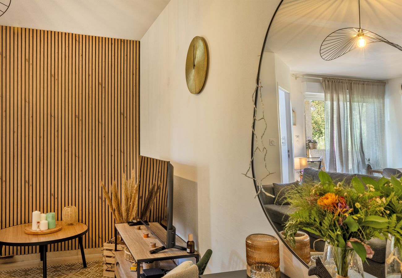 Apartment in Santa-Maria-Poggio - Casa Melody