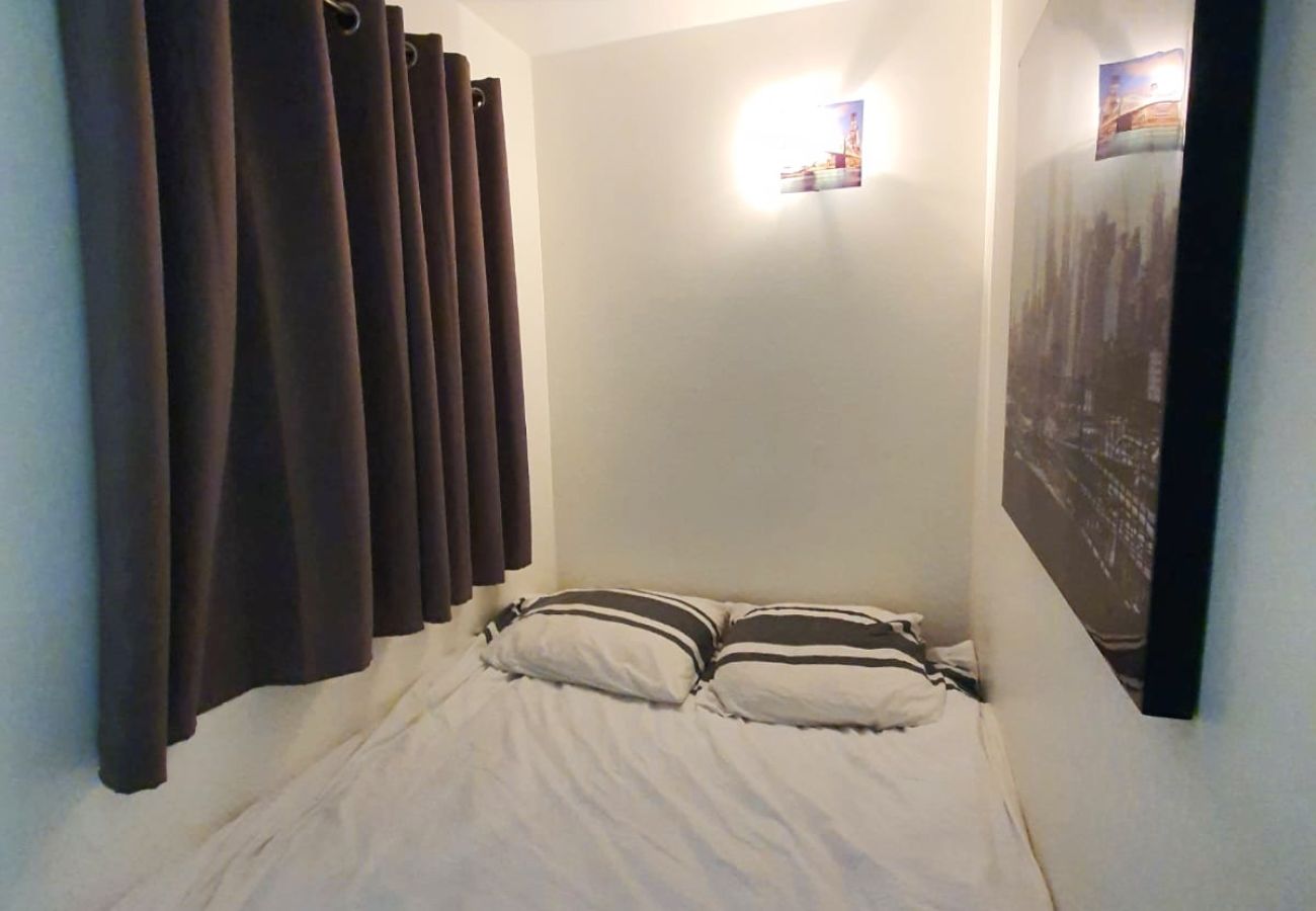 Apartment in Cannes-la-Bocca - Appartement l'Estérel parking sous-terrain privé
