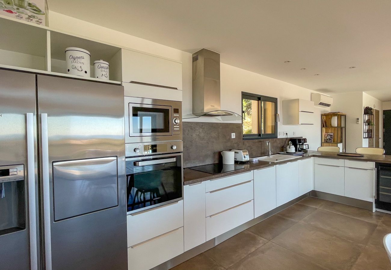 Villa a Sainte-Lucie de Porto-Vecchio - Casa Bernucci