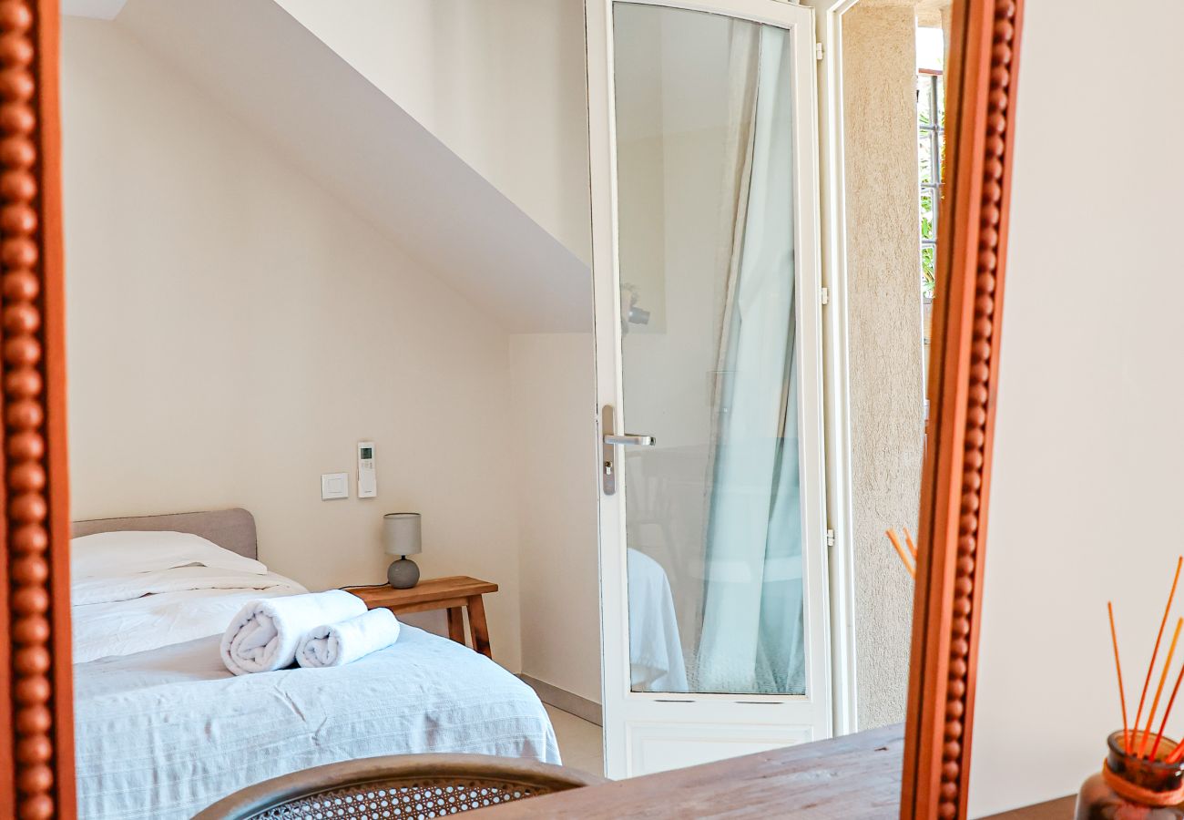 Villa a Sainte-Lucie de Porto-Vecchio - Villa Casta Joia
