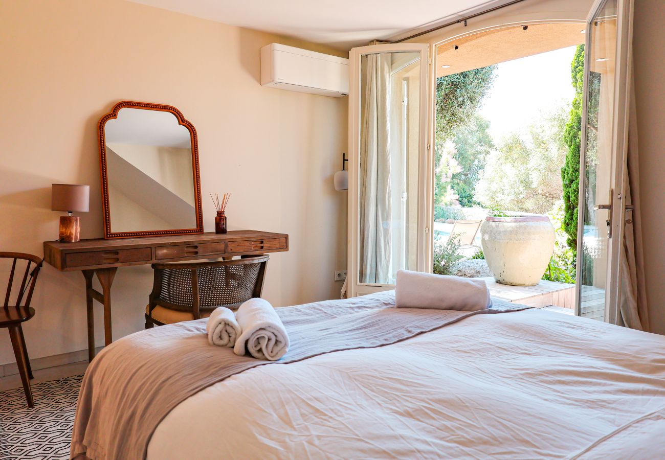 Villa a Sainte-Lucie de Porto-Vecchio - Villa Casta Joia