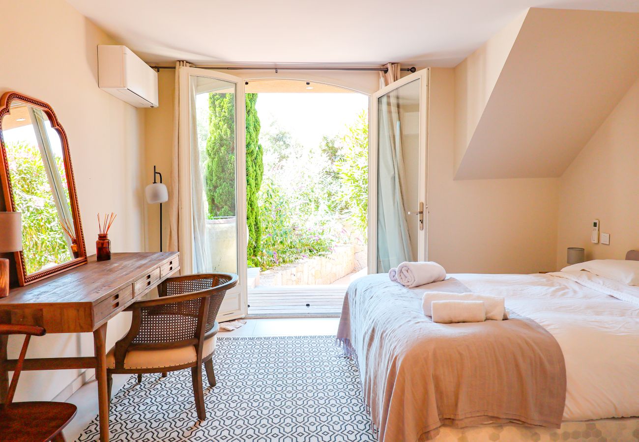 Villa a Sainte-Lucie de Porto-Vecchio - Villa Casta Joia