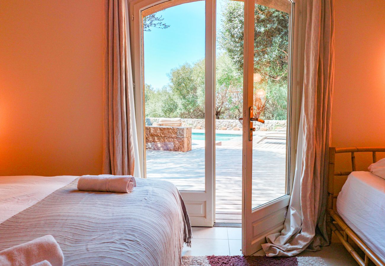 Villa a Sainte-Lucie de Porto-Vecchio - Villa Casta Joia