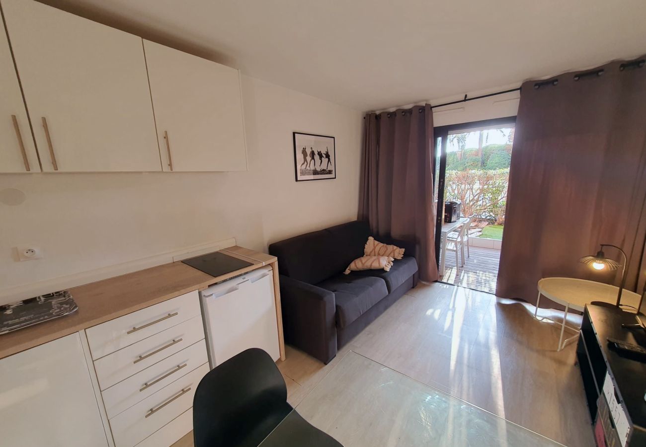 Appartamento a Cannes-la-Bocca - Appartement Cyrnos