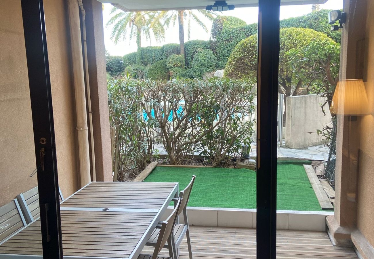 Appartamento a Cannes-la-Bocca - Appartement Cyrnos