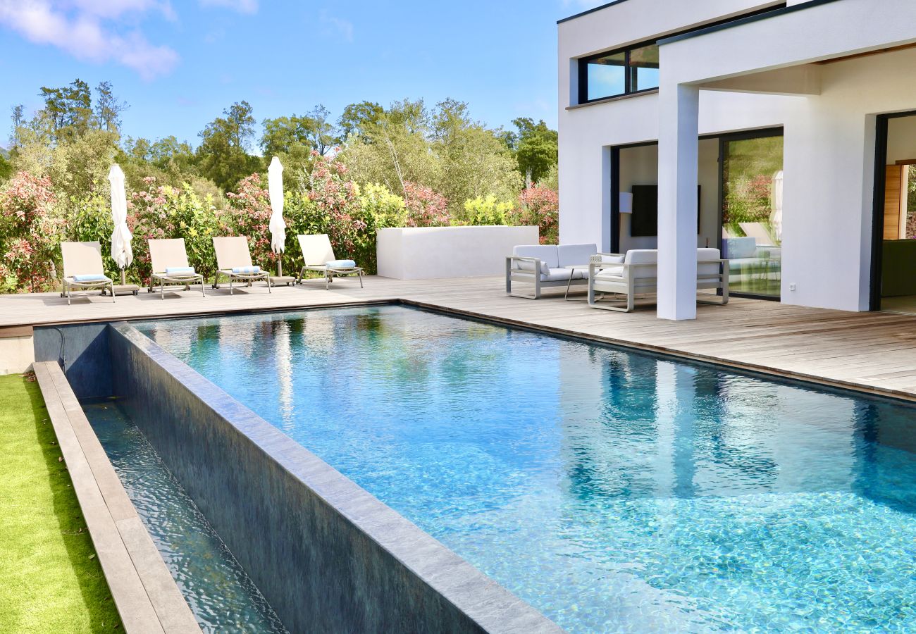 Villa a Sainte-Lucie de Porto-Vecchio - Villa Juca Di San Ciprianu