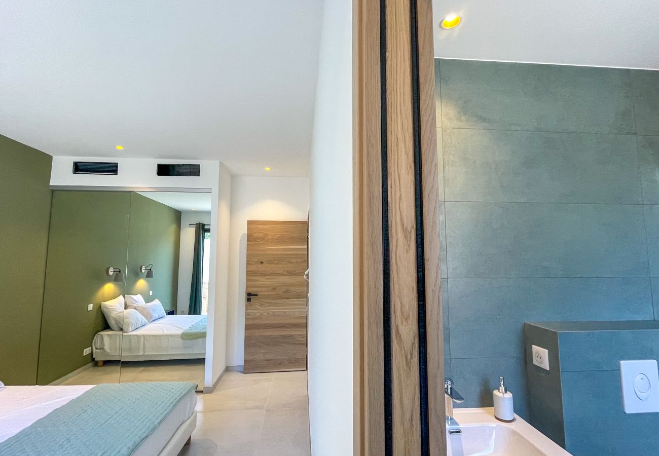 Villa à Sainte-Lucie de Porto-Vecchio - Casa Campa Pinarello