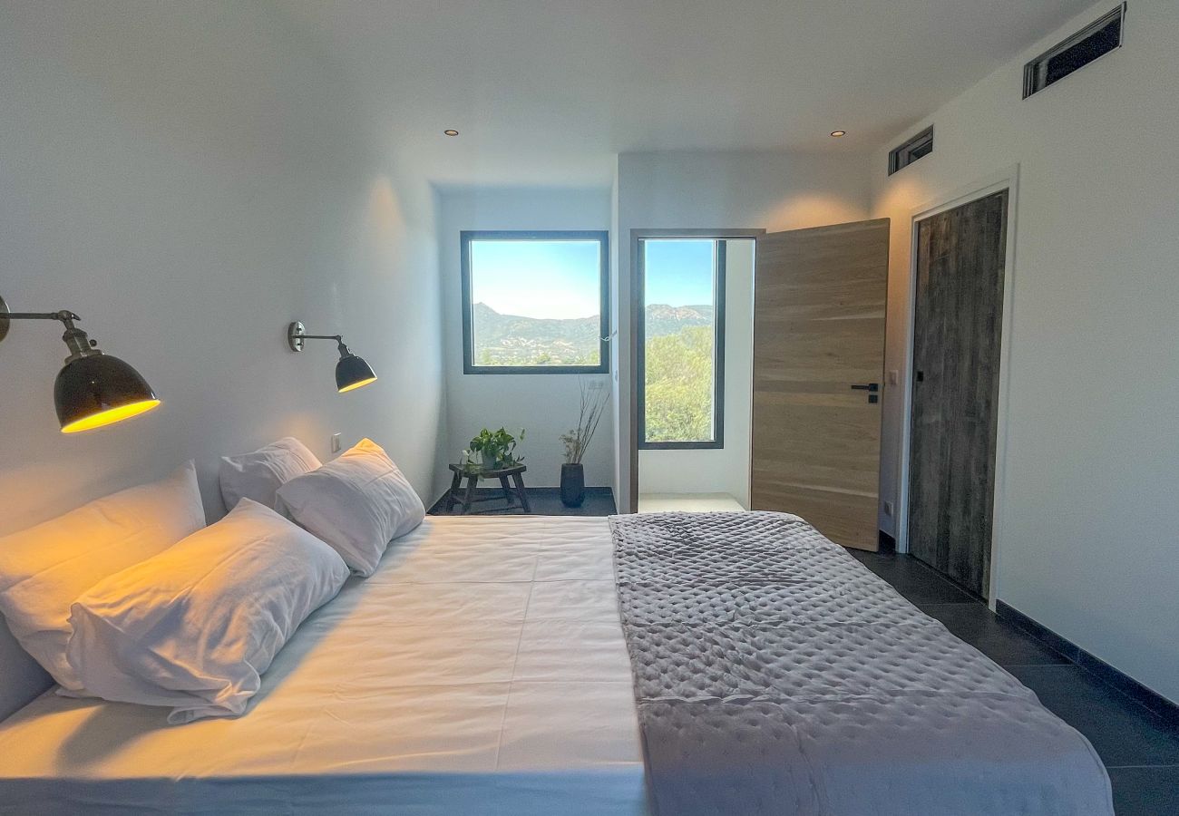 Villa à Sainte-Lucie de Porto-Vecchio - Casa Campa Pinarello