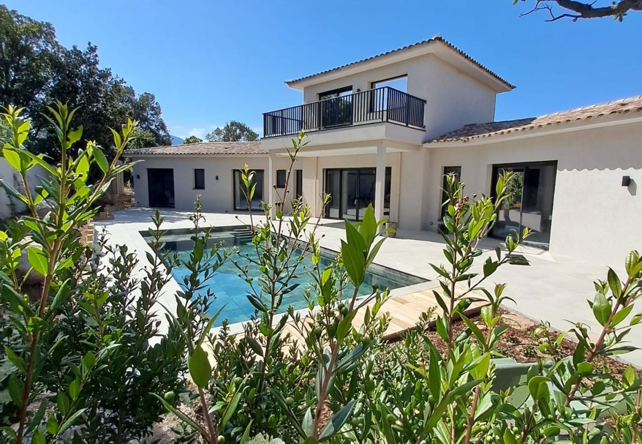 Villa à Sainte-Lucie de Porto-Vecchio - Casa Campa Pinarello